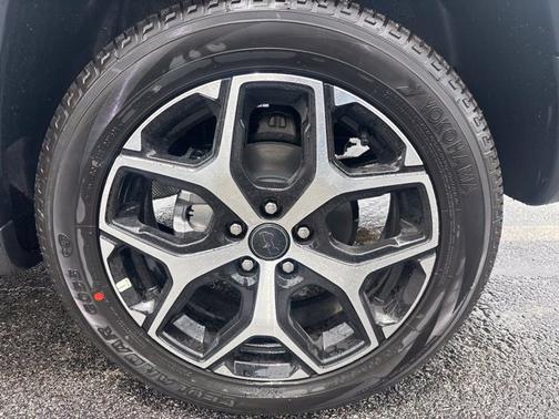 Silver Zynith Metallic Clearcoat 2026 Jeep Compass Limited