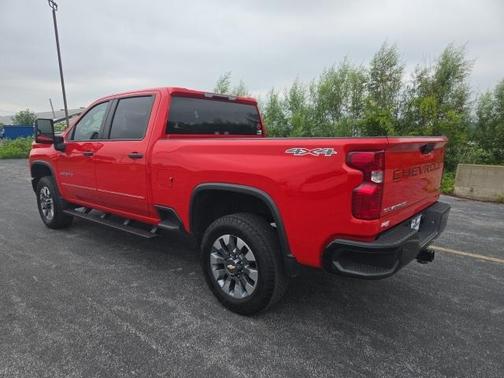 2022 Chevrolet Silverado 2500 Custom