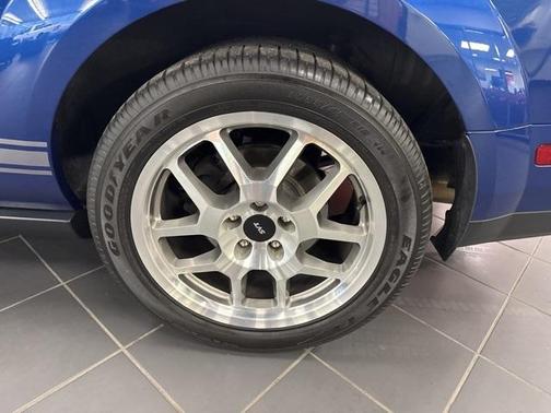 2007 Ford Shelby GT500 Base