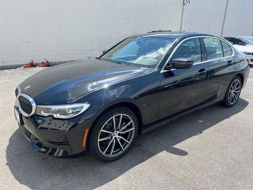 2022 BMW 330 i xDrive
