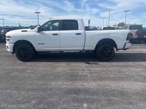 Bright White Clearcoat 2026 RAM 2500 Big Horn