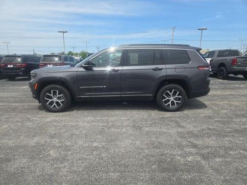 Metallic 2025 Jeep Grand Cherokee L Limited