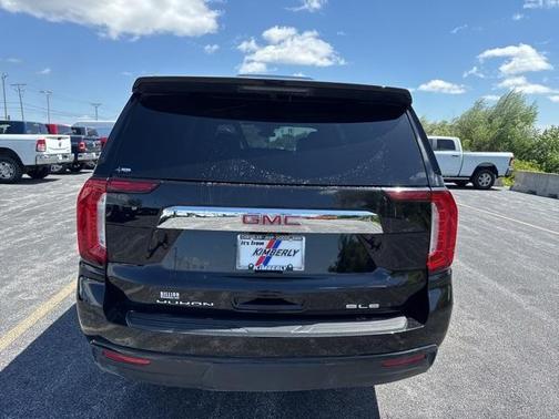 2023 GMC Yukon XL SLE