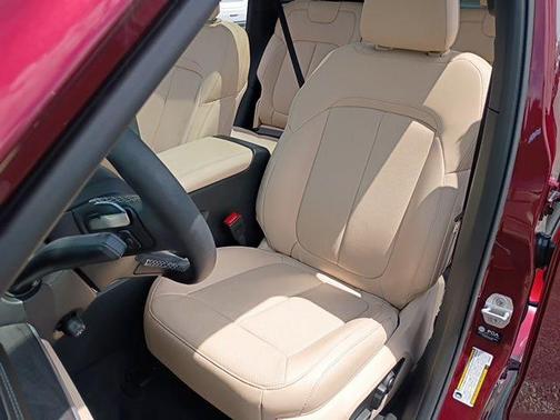 Velvet Red Pearlcoat 2025 Jeep Grand Cherokee Limited