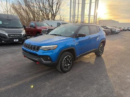 2025 Jeep Compass Trailhawk