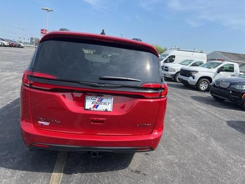 2026 Chrysler Pacifica Limited