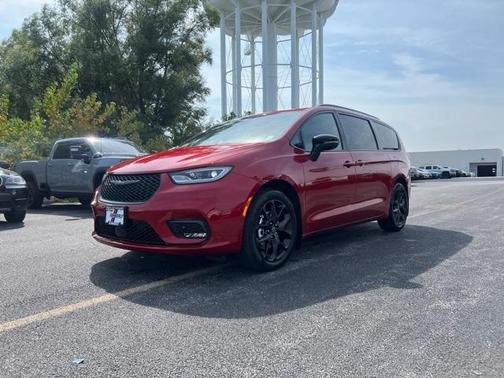 2026 Chrysler Pacifica Limited