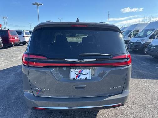 2022 Chrysler Pacifica Limited