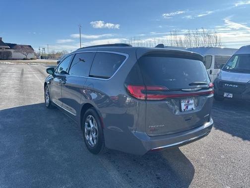 2022 Chrysler Pacifica Limited