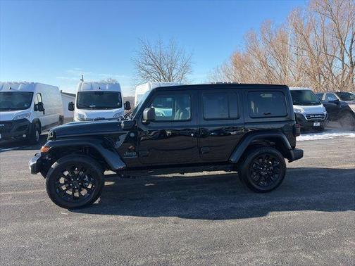 2025 Jeep Wrangler 4xe Sahara