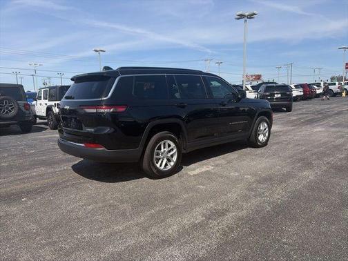 Diamond Black 2024 Jeep Grand Cherokee L Laredo