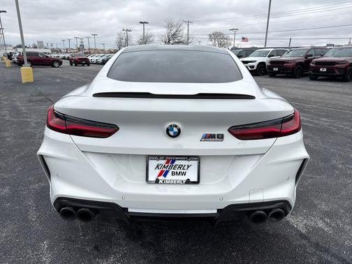 2022 BMW M8 Competition