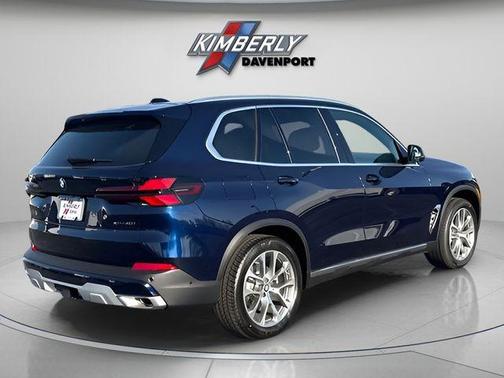Tanzanite Blue II Metallic 2026 BMW X5 xDrive40i