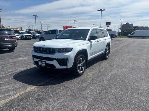 Bright White Clearcoat 2026 Jeep Grand Cherokee L Limited