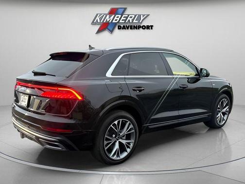 2022 Audi Q8 55 Prestige