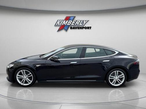 2015 Tesla Model S 85D
