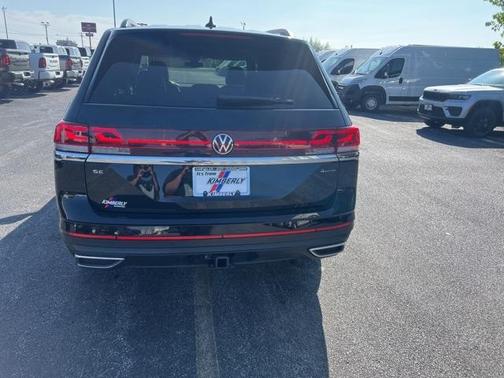 2024 Volkswagen Atlas 2.0T SE