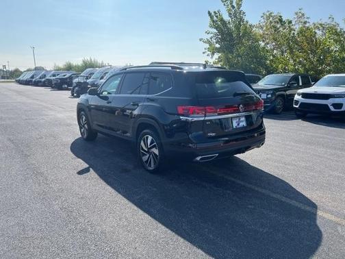 2024 Volkswagen Atlas 2.0T SE
