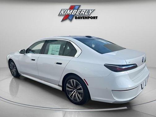 2024 BMW i7 eDrive50