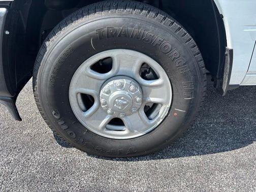 Bright White Clearcoat 2024 RAM 2500 Tradesman