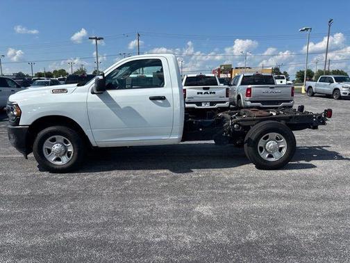 Bright White Clearcoat 2024 RAM 2500 Tradesman