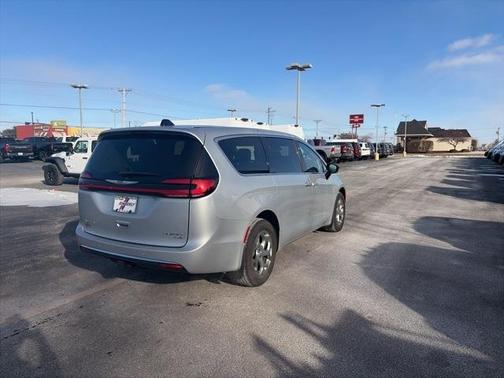 2024 Chrysler Pacifica Limited