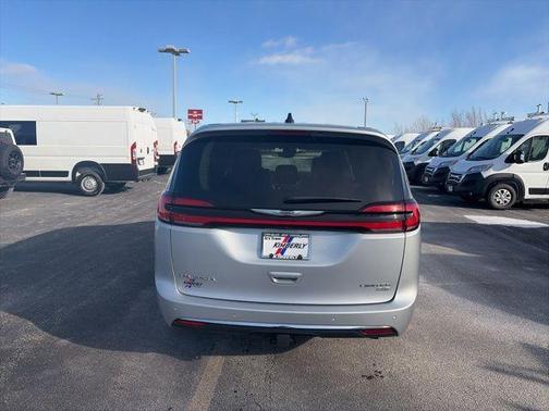 2024 Chrysler Pacifica Limited