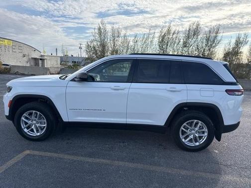 2025 Jeep Grand Cherokee Laredo X
