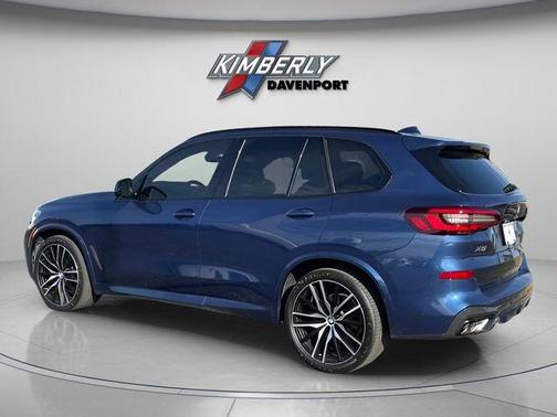 Phytonic Blue Metallic 2022 BMW X5 xDrive40i