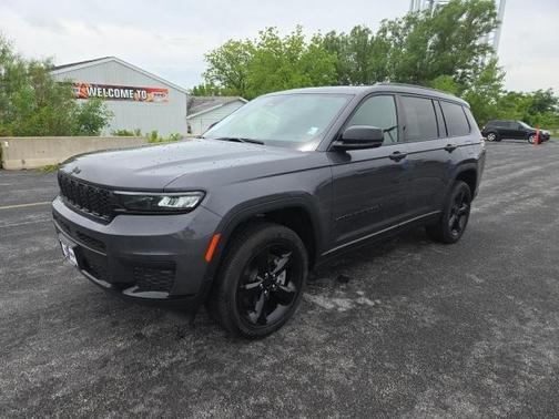 2023 Jeep Grand Cherokee L Laredo