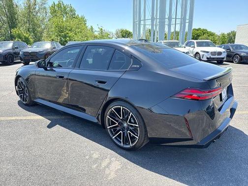 Black Sapphire Metallic 2025 BMW M5 Base