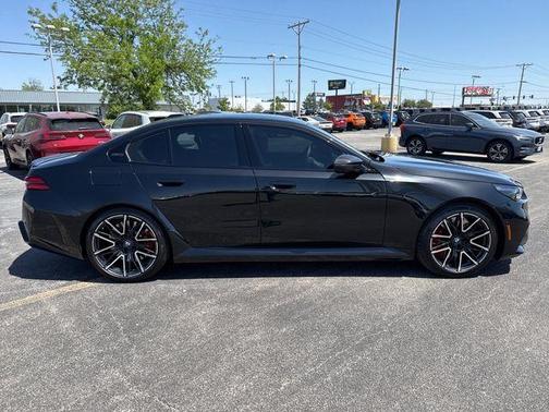 Black Sapphire Metallic 2025 BMW M5 Base