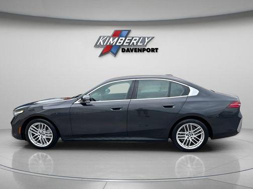 2024 BMW 530 i