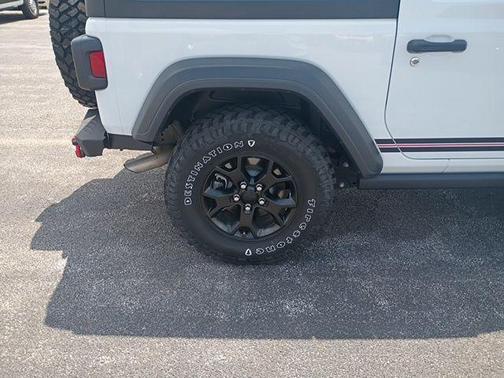 Bright White Clearcoat 2021 Jeep Wrangler Sport