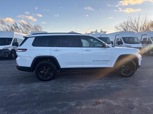 2024 Jeep Grand Cherokee L Laredo