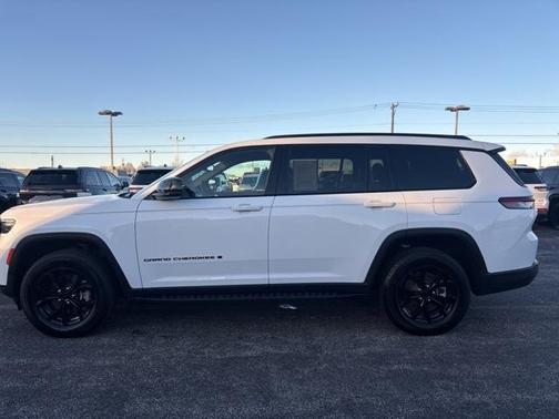 2024 Jeep Grand Cherokee L Laredo