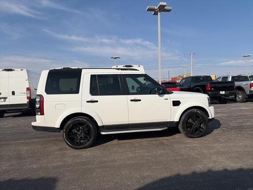 2016 Land Rover LR4 Base