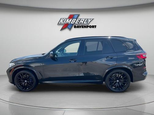 Black Sapphire Metallic 2022 BMW X5 M50i