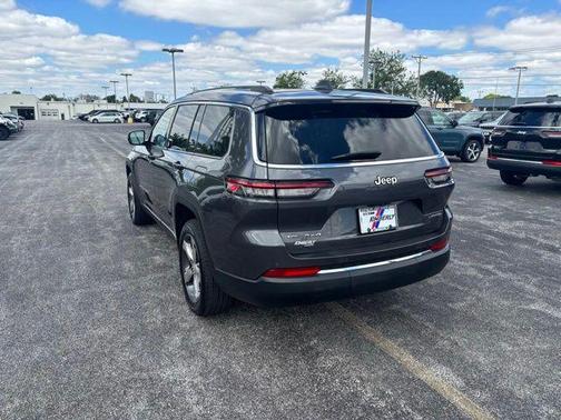 Metallic 2021 Jeep Grand Cherokee L Limited
