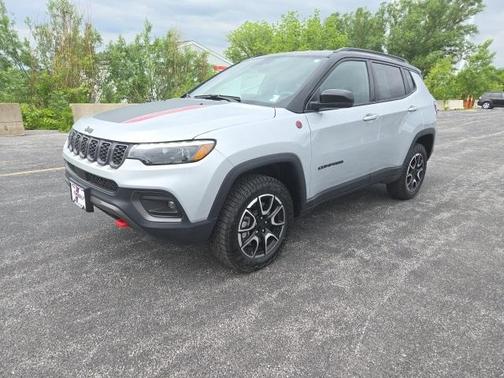 2024 Jeep Compass Trailhawk