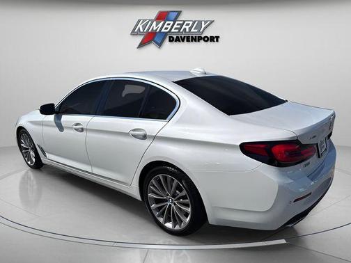 Mineral White Metallic 2023 BMW 540 i xDrive