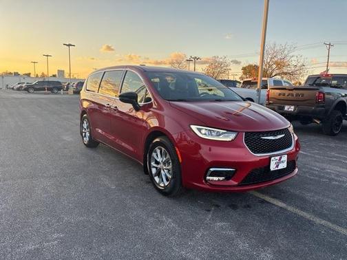 2026 Chrysler Pacifica Limited