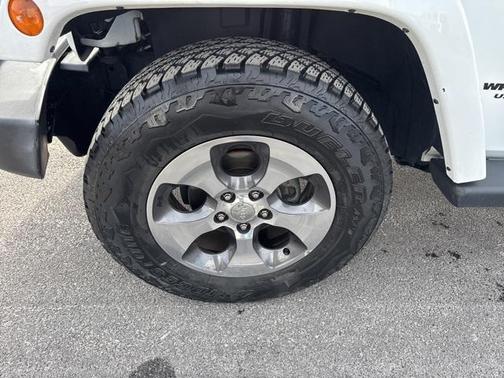 2017 Jeep Wrangler Unlimited Sahara