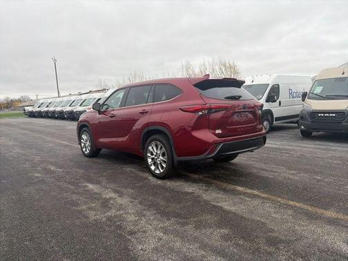 Ruby Flare Pearl 2021 Toyota Highlander Limited