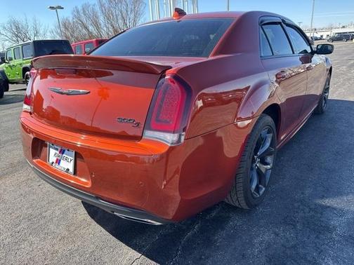 2021 Chrysler 300 S