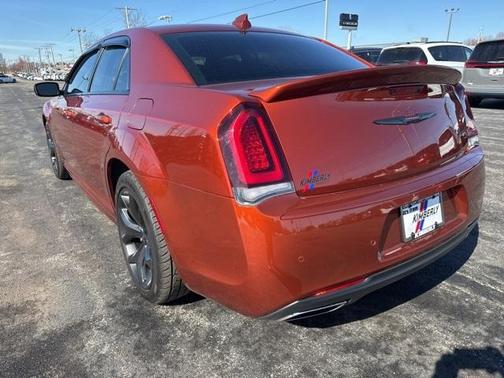 2021 Chrysler 300 S