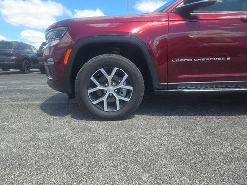 Velvet Red Pearlcoat 2024 Jeep Grand Cherokee Limited