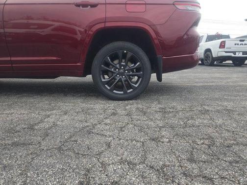 Velvet Red Pearlcoat 2026 Jeep Grand Cherokee L Limited