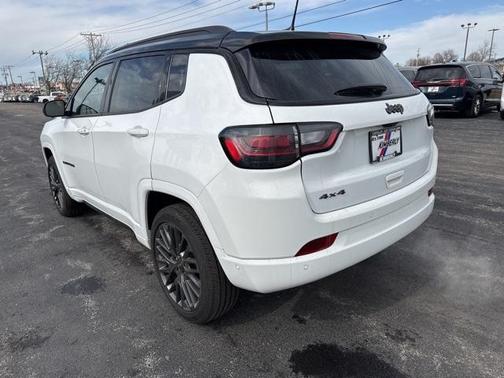 2023 Jeep Compass Altitude