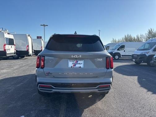 2022 Kia Sorento SX
